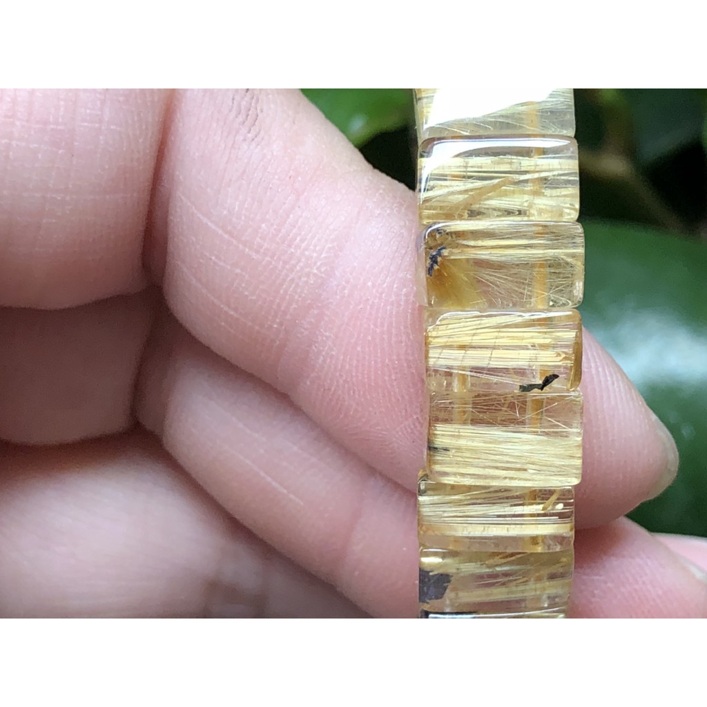 J0416B05A1★甜蜜水晶★鈦晶 金髮晶財源滾滾來版絲鈦晶手排細款女板手鍊㊣黑點為鈦晶絲生長點 能量更強:圖片 4