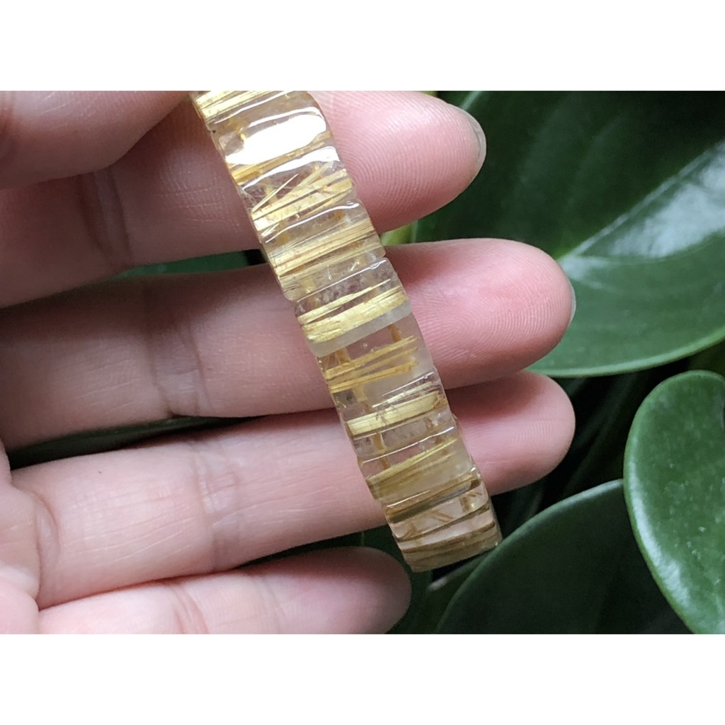 J0416B05A3★甜蜜水晶★天然鈦晶多絲寬絲版絲清透亮眼鈦晶手排細款女板手鍊㊣黑點為鈦晶絲生長點 能量更強:圖片 2
