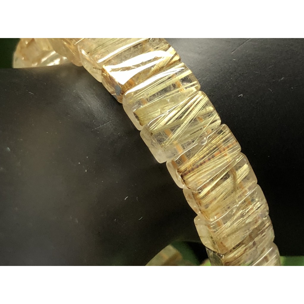 J0416B05A6★甜蜜水晶★天然鈦晶多絲寬絲版絲清透亮眼鈦晶手排細款女板手鍊㊣黑點為鈦晶絲生長點 能量更強:圖片 6