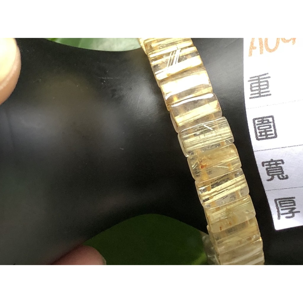 J0416B05A9★甜蜜水晶★天然鈦晶多絲寬絲版絲清透亮眼鈦晶手排細款女板手鍊㊣黑點為鈦晶絲生長點 能量更強:圖片 4