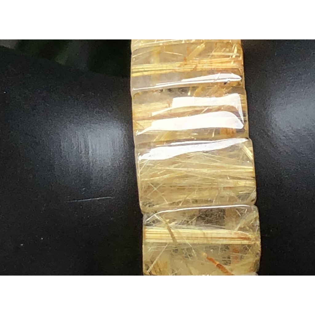 J0416B05A13★甜蜜水晶★天然鈦晶多絲寬絲版絲清透亮眼鈦晶手排細款女板手鍊㊣黑點為鈦晶絲生長點 能量更強:圖片 4