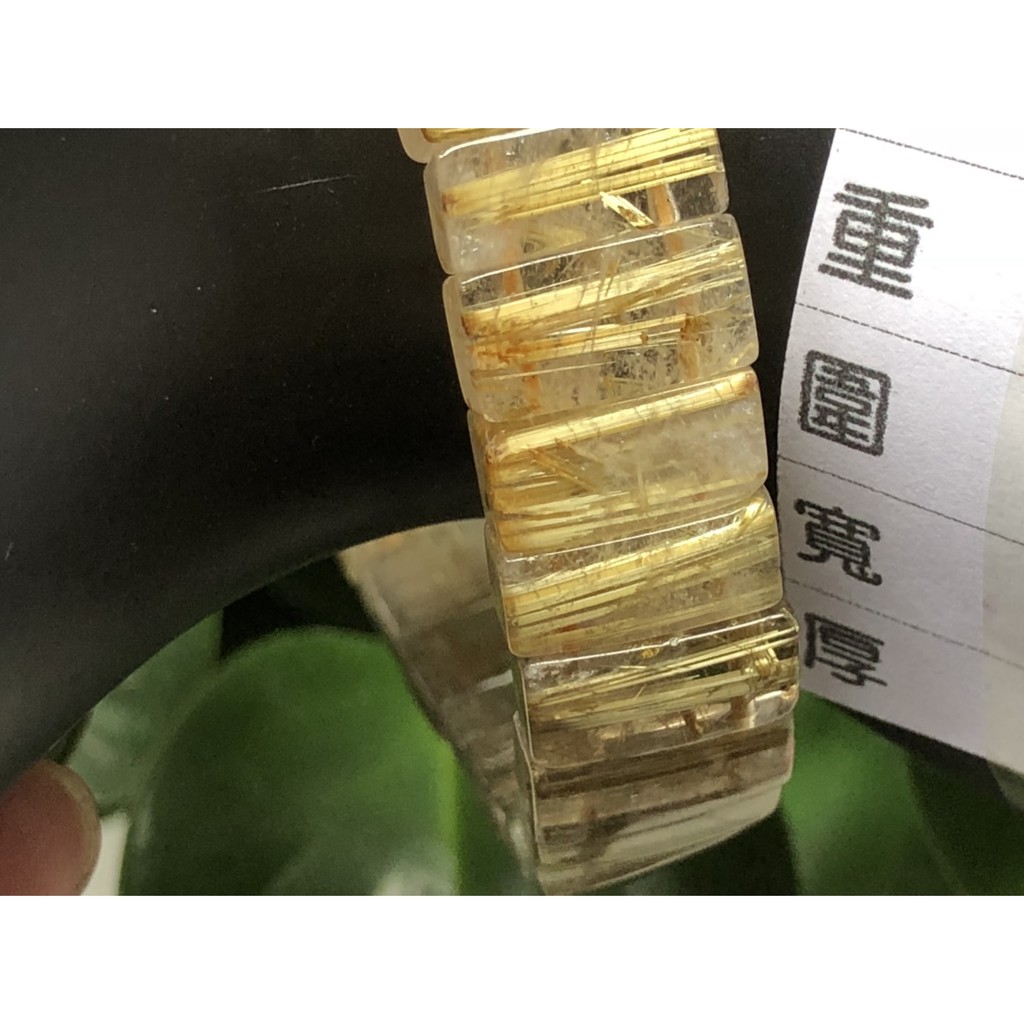 J0416B05A11★甜蜜水晶★天然鈦晶多絲寬絲版絲清透亮眼鈦晶手排細款女板手鍊㊣黑點為鈦晶絲生長點 能量更強:圖片 2