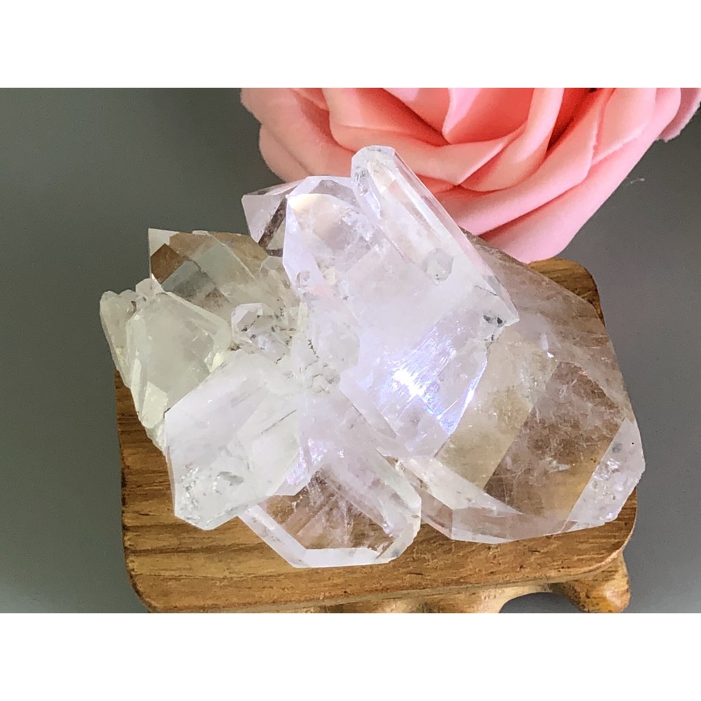 J0728B01-A1★甜蜜水晶★天然縫合水晶縫合線白水晶 收藏家的最愛。商品如圖 單一數量售完不再有請把握!!