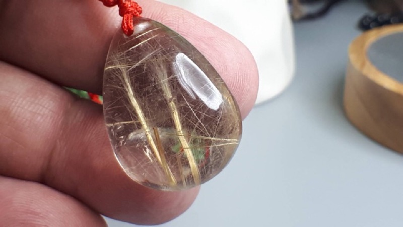 0205P07-9【甜蜜水晶】天然鈦晶多絲寬絲項鍊吊墜 黑點為鈦晶絲生長點 能量更強 超黃金:圖片 7