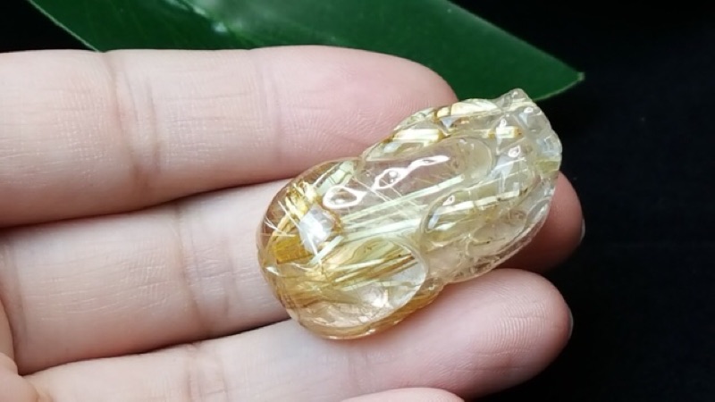 J1103B05-1甜蜜水晶 天然鈦晶貔貅 多絲 寬絲 版絲清透亮眼鈦晶 貔貅吊墜 擺件:圖片 8