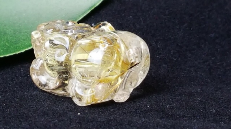 J1103B05-4 甜蜜水晶 天然鈦晶貔貅 多絲 寬絲 版絲清透亮眼鈦晶 貔貅吊墜 擺件:圖片 4