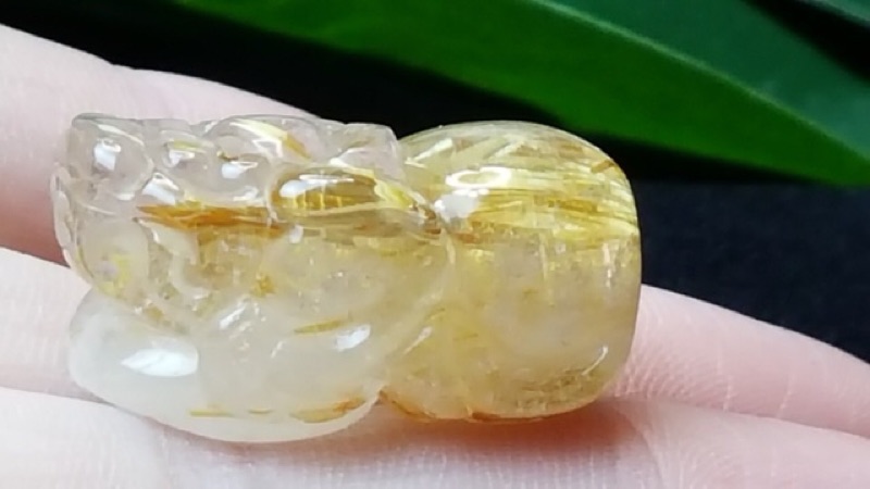 J1103B05-5 甜蜜水晶 天然鈦晶貔貅 多絲 寬絲 版絲清透亮眼鈦晶 貔貅吊墜 擺件:圖片 3