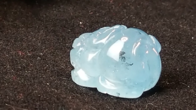 甜蜜水晶 J1103B06-8 天然晶透海水藍寶 貔貅 吊墜 擺件 掛飾 幫綁成項鍊如後兩張圖片:圖片 6