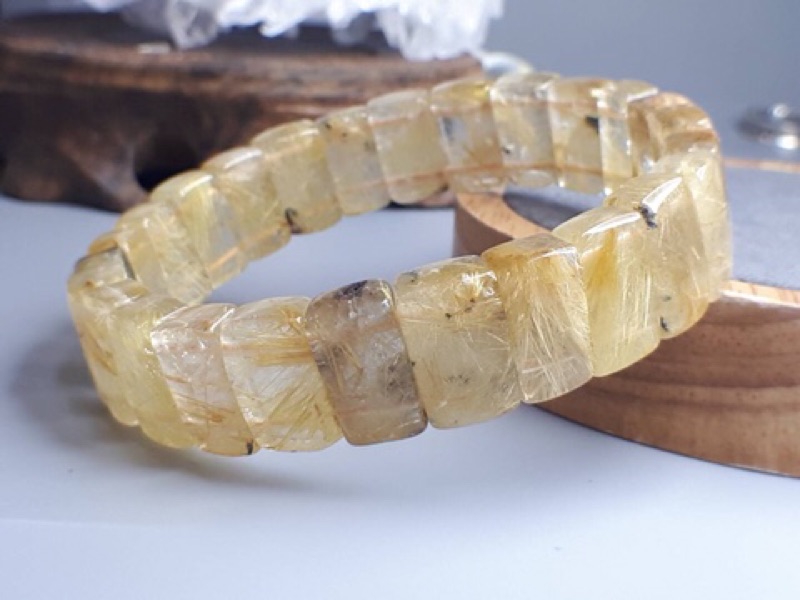 J1103B11-3★甜蜜水晶★天然鈦晶♀多絲寬絲版絲清透亮眼鈦晶手排細款女版手鍊㊣黑點為鈦晶絲生長點 能量更強:圖片 2