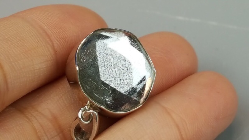 J90414AA01天鐵無事牌 天上來的禮物。超能量新貨入替★甜蜜水晶★鎳鐵隕石大衛星吊墜。天然鎳鐵隕石 維德曼交角。:圖片 5