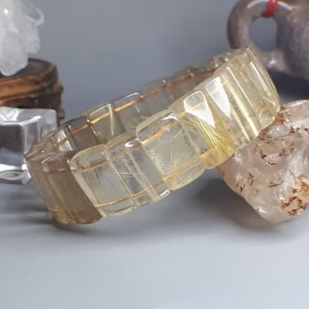 J1103B11-11★甜蜜水晶★天然鈦晶手排男女版平價多絲寬絲版絲清透亮眼鈦晶手排㊣黑點為鈦晶絲生長點 能量更強