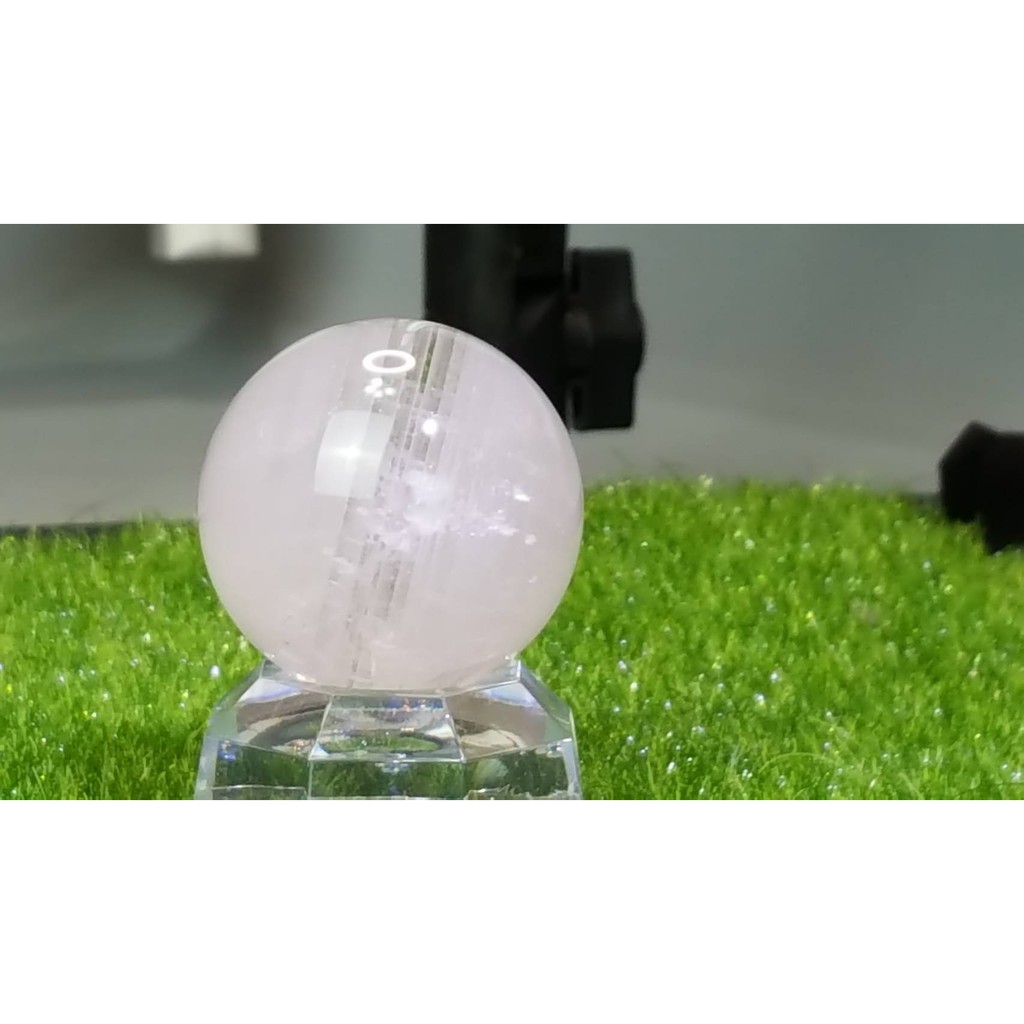 ♡J0219B01-3♢天然白幽靈千層水晶球★甜蜜水晶★ 天然千層白幽靈水晶球♤新春招財聖物♤
