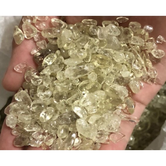出清商品♥甜蜜水晶♥ 天然五色水晶碎石 水晶消磁石 原礦碎石天然白水晶碎石 水晶手鏈消磁專用 陶瓷小花盆:圖片 3