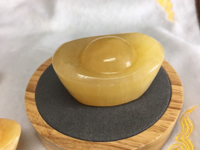 甜蜜水晶二館 天然黃玉元寶 招財聚人氣旺財 精美客廳辦公桌擺件大中小號元寶 招財聖石 聚財元寶 聚寶盆元寶 米黃玉:圖片 3