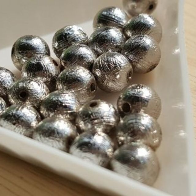 現貨宇宙超能量心想事成天然隕石1105B02★甜蜜水晶二館★天然鎳鐵隕石6mm散珠。維德曼交角天鐵珠天降神奇寶物♡售完止