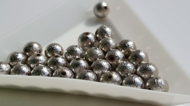 現貨宇宙超能量心想事成天然隕石1105B02★甜蜜水晶二館★天然鎳鐵隕石6mm散珠。維德曼交角天鐵珠天降神奇寶物♡售完止:圖片 4