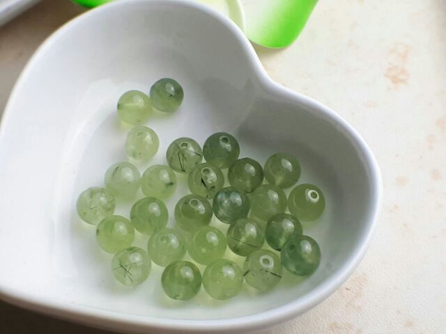 ♡甜蜜水晶二館♡手作材料天然葡萄石散珠♡6.8~7.8mm散珠商品如圖。透綠葡萄♡數量有限售完止♡J00101A13-4:圖片 2