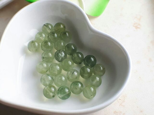 ♡甜蜜水晶二館♡手作材料天然葡萄石散珠♡6.8~7.8mm散珠商品如圖。透綠葡萄♡數量有限售完止♡J00101A13-4:圖片 3